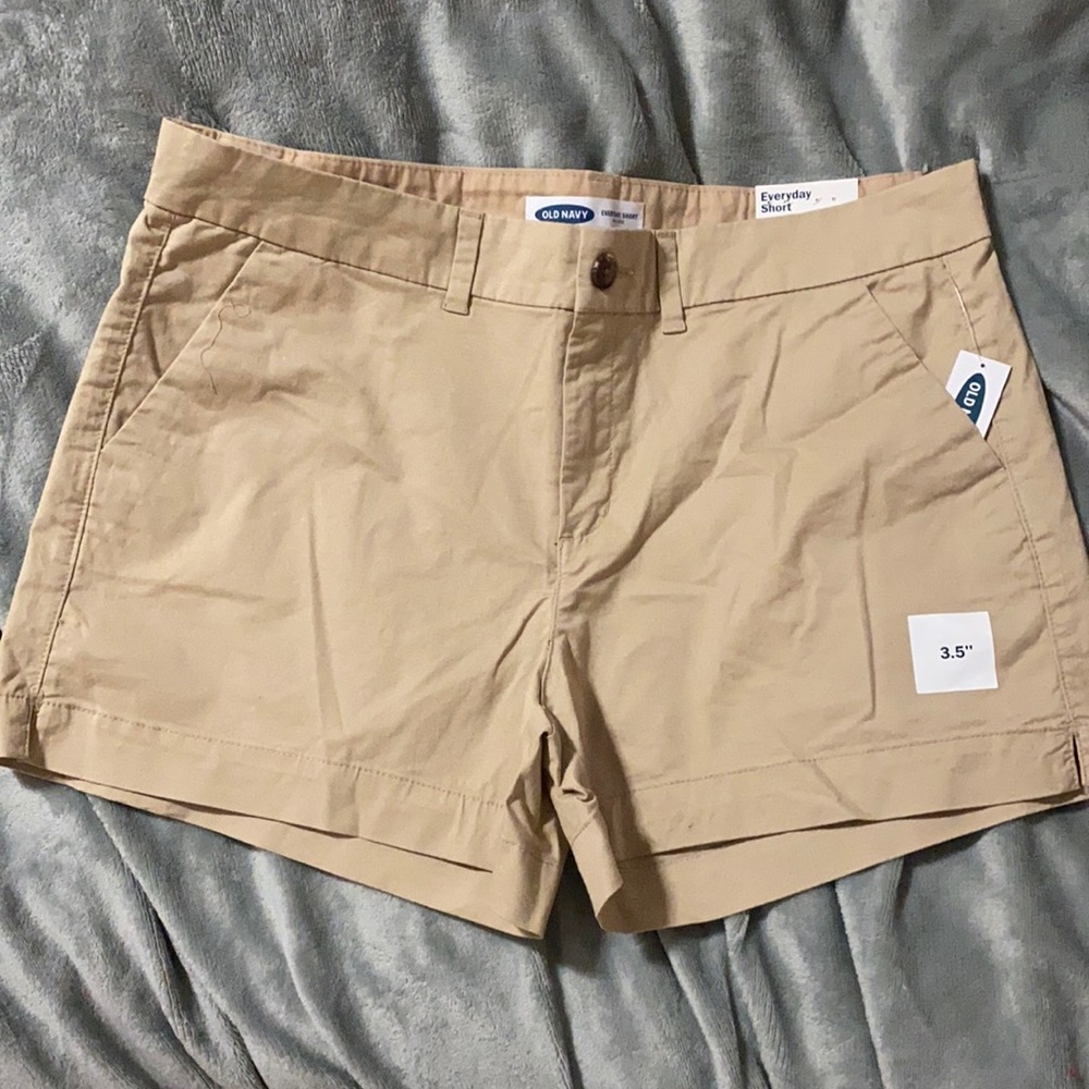 Women’s 3.5” inseam shorts
